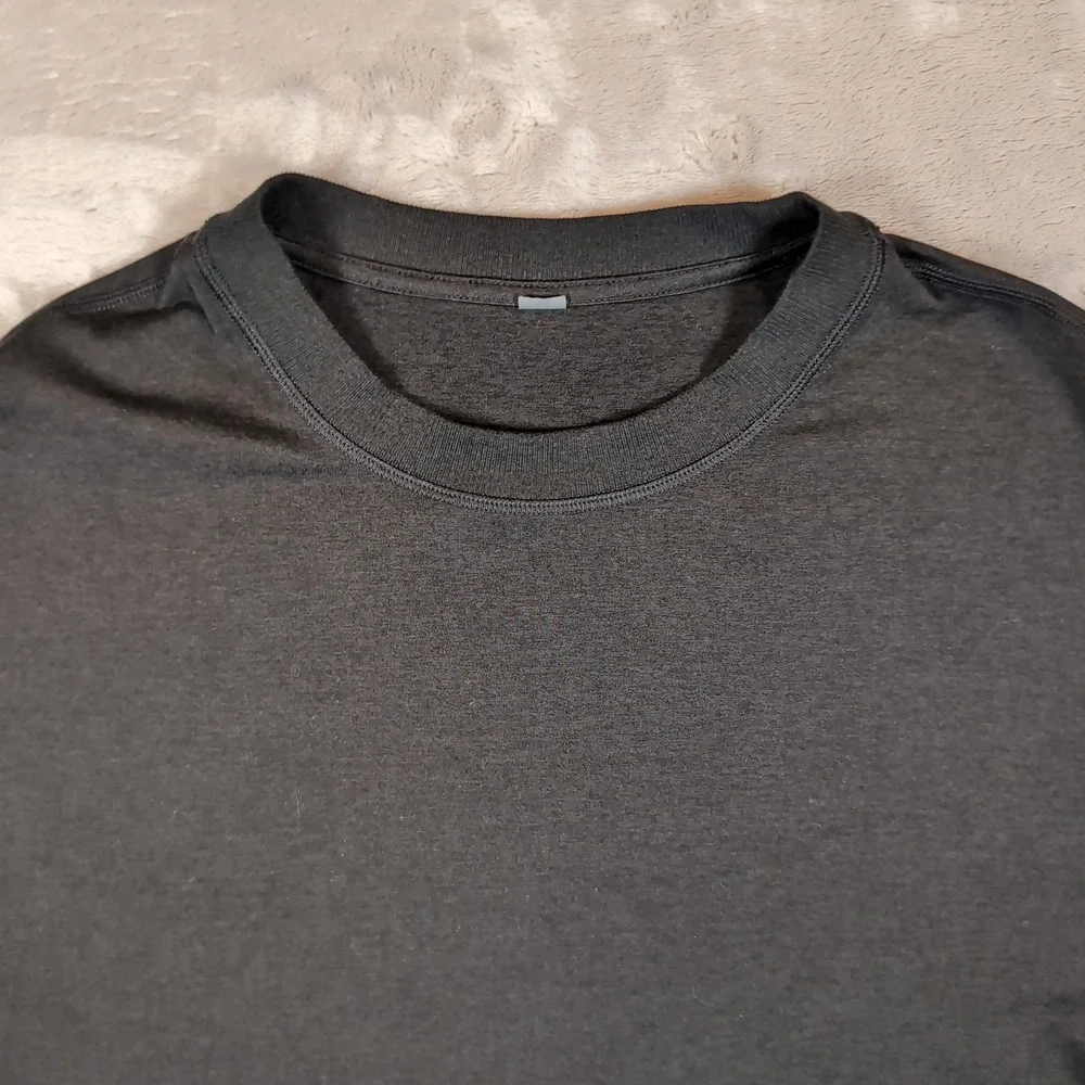 Vuori Ponto Performance Crew Mens L Black Long Sleeve Pullover Athletic Shirt